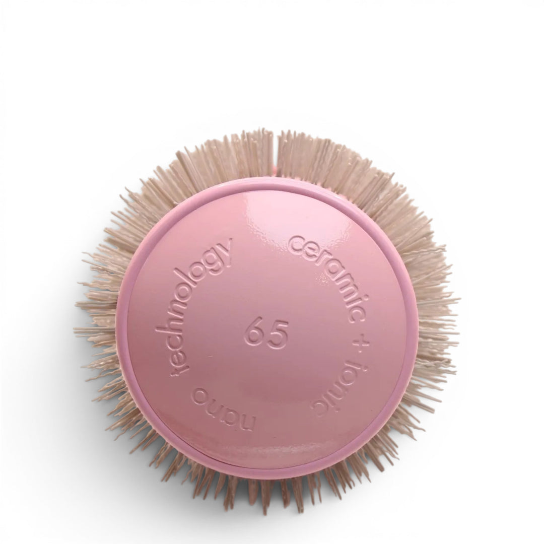 cepillo anti frizz, ideal para alisar cabellos sin maltratarlos dejando un brillo espectacular.