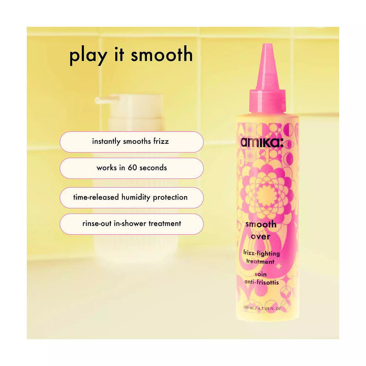 Beneficios del Amika Smooth Over: alisa, protege y reduce el frizz en 60 segundos.